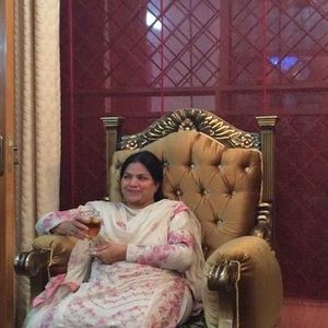 Meet your Posher, Shahnaz